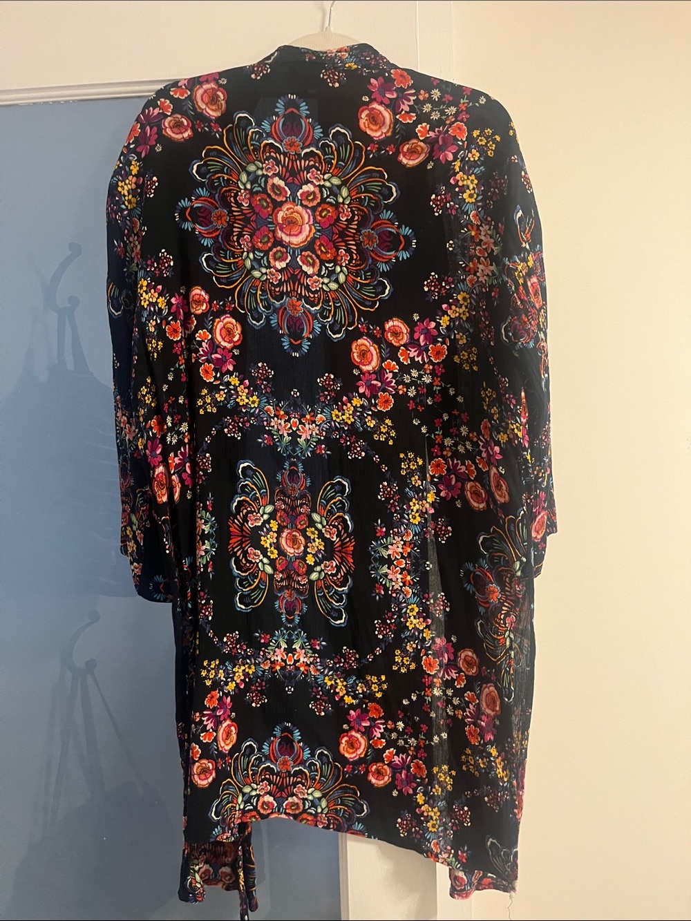 Patrons of Peace Black Floral Open-Front Kimono with Multicolor Motif - Picture 3 of 5